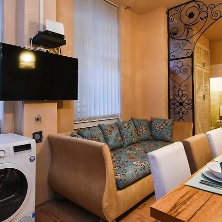 Very Central Very Spacious New Home Budapeste Exterior foto