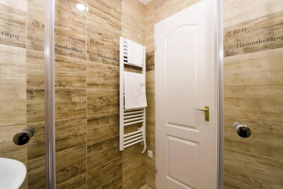 Very Central Very Spacious New Home Budapeste Exterior foto
