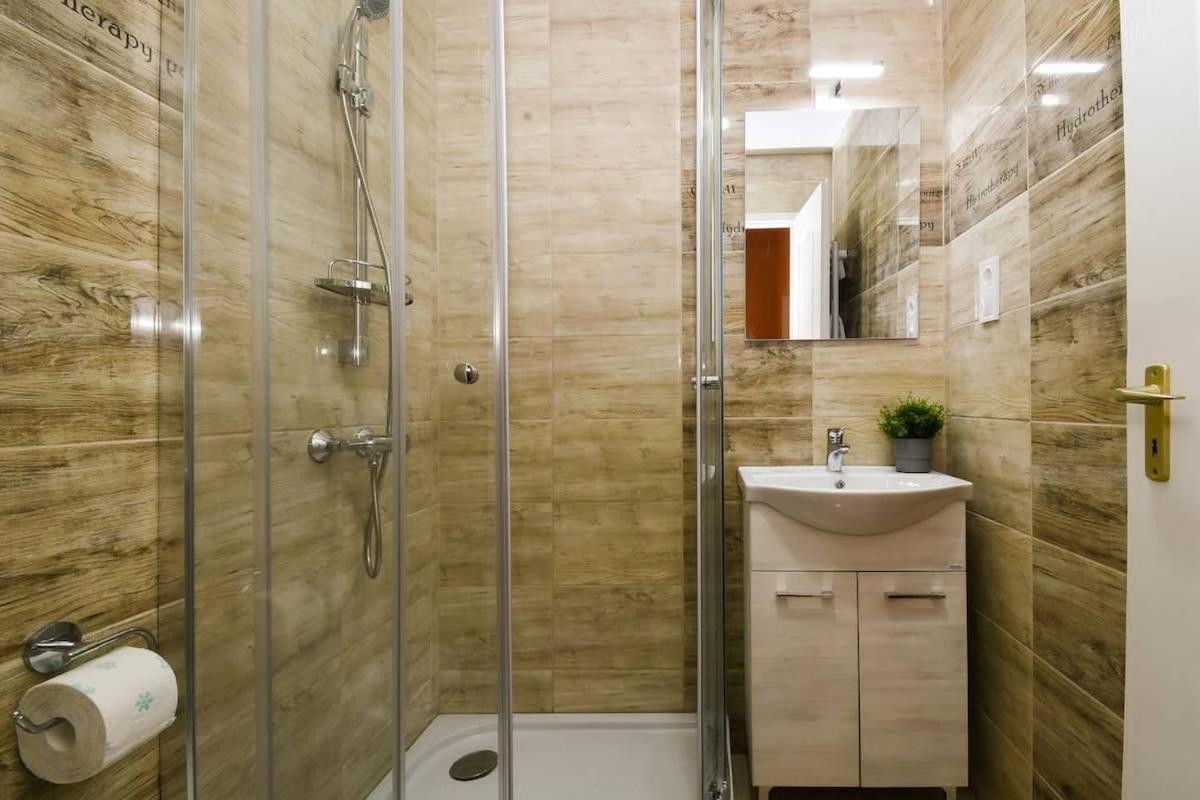 Very Central Very Spacious New Home Budapeste Exterior foto