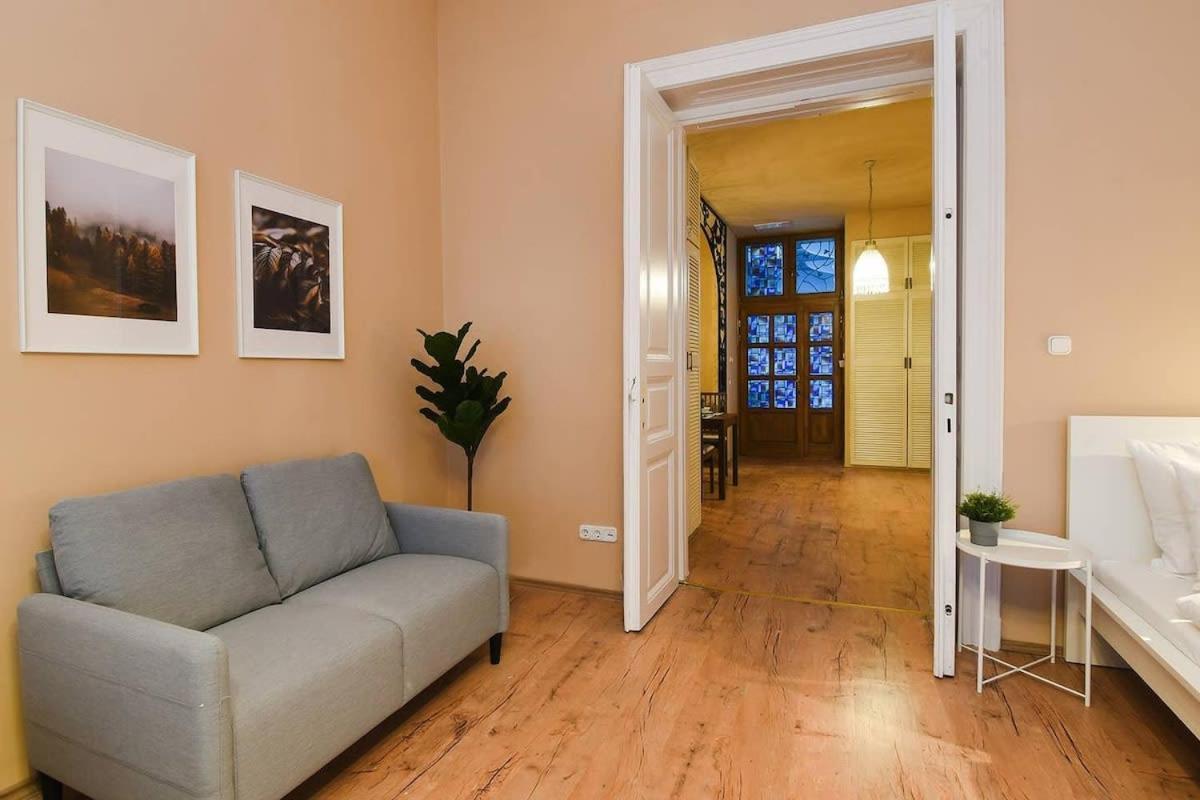Very Central Very Spacious New Home Budapeste Exterior foto