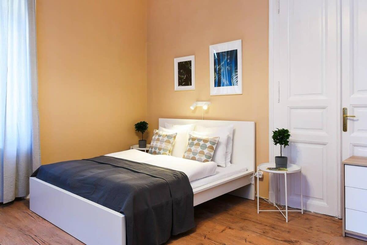 Very Central Very Spacious New Home Budapeste Exterior foto