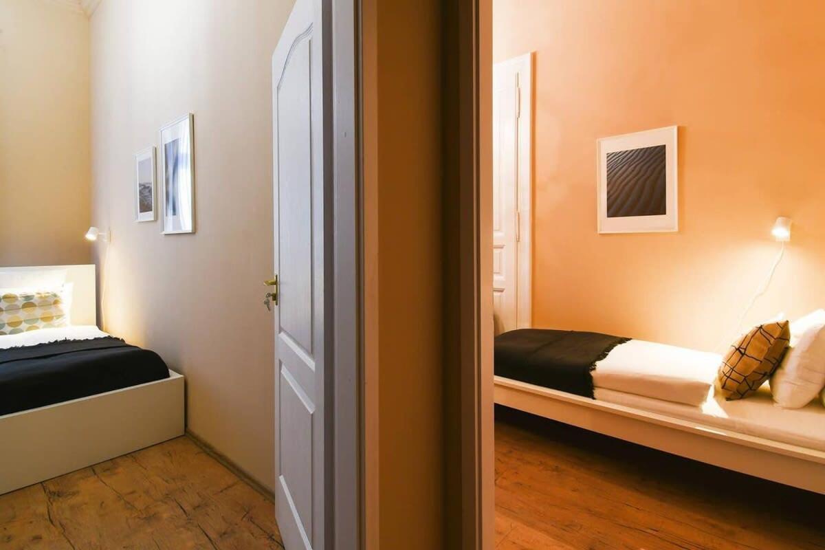 Very Central Very Spacious New Home Budapeste Exterior foto